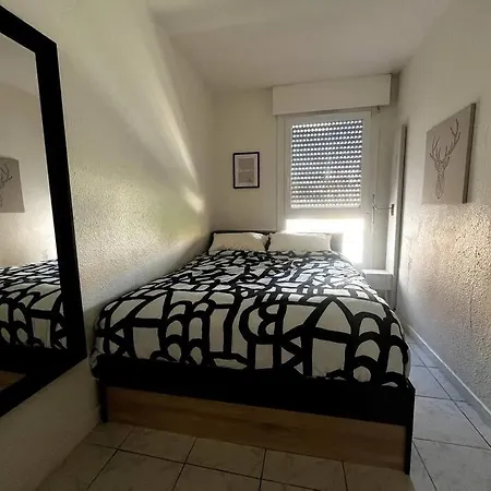 Joli Appartement T2 Centre Port Avec Wifi Agde Exterior photo